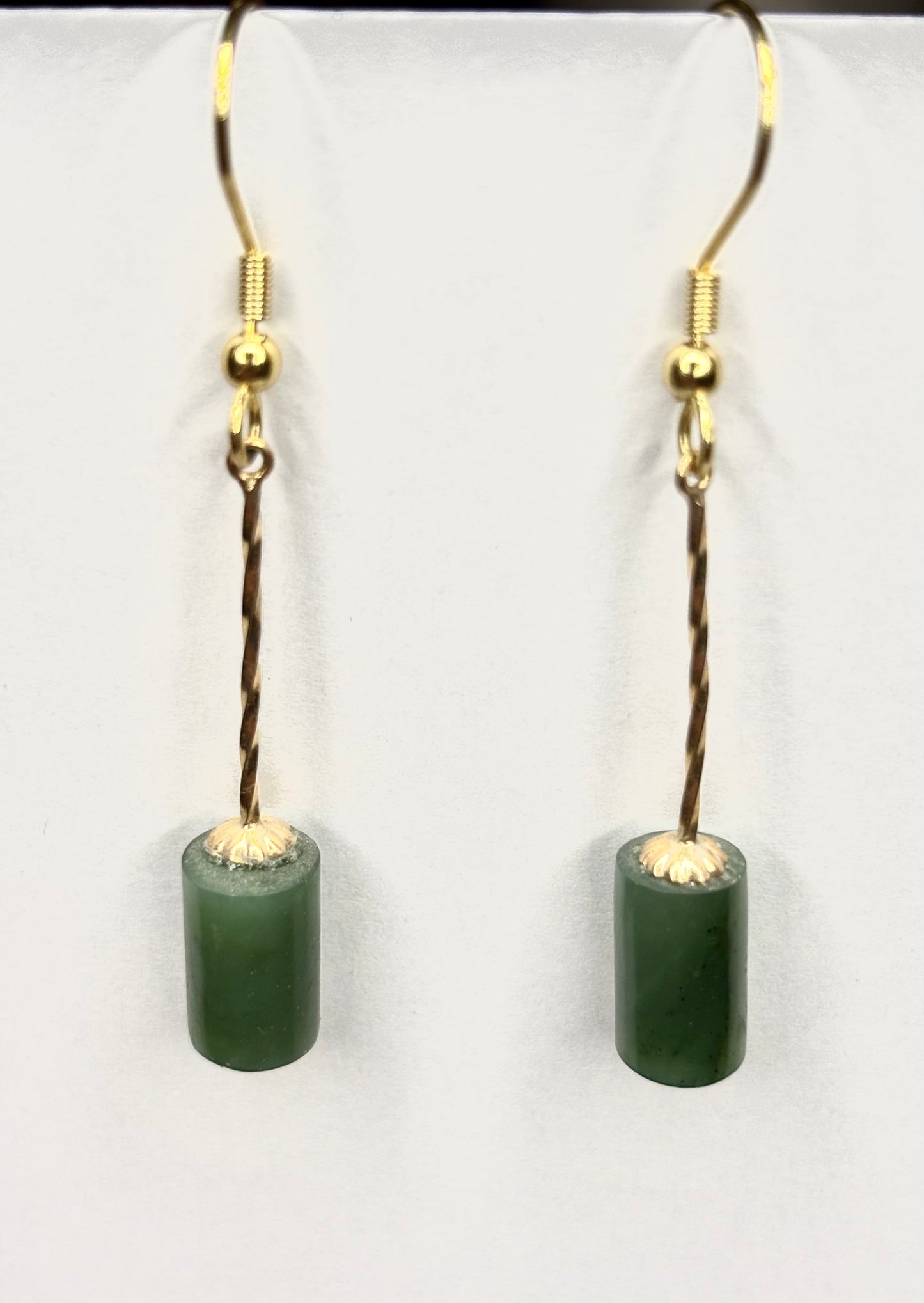 Apple green Jade core shaped earrings