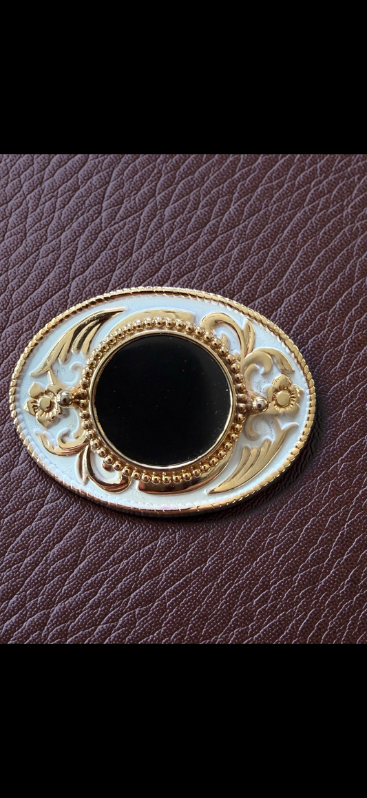 Belt buckle with black Wyoming Jade stone.