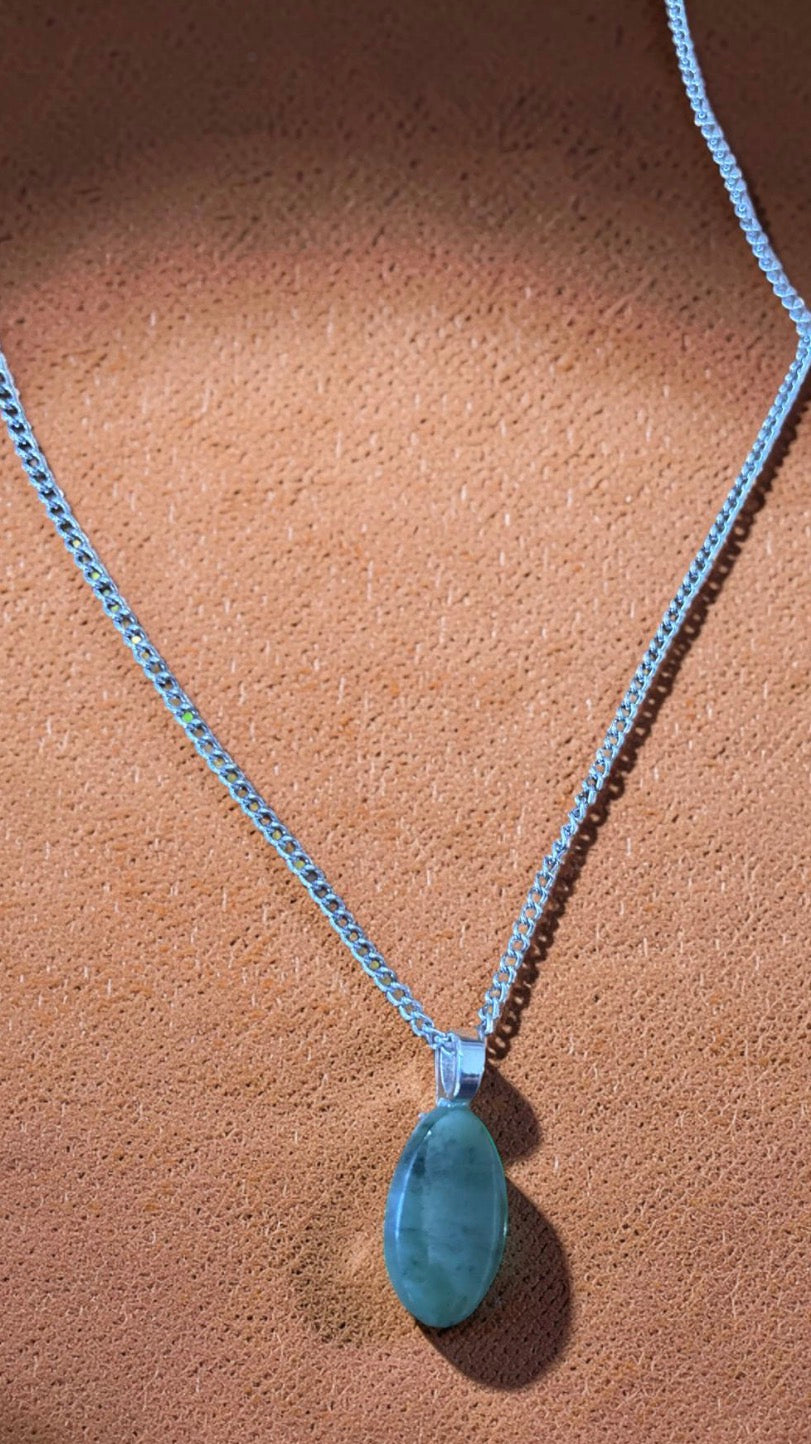 Green Jade oval necklace